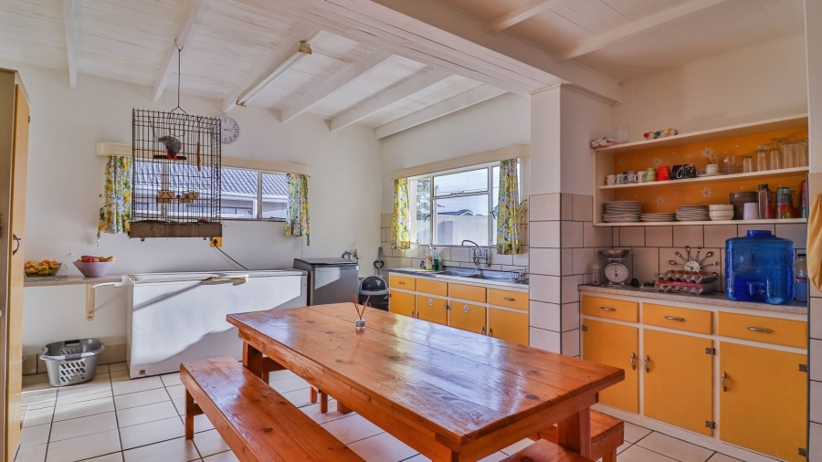 5 Bedroom Property for Sale in Rosedale Park Eastern Cape